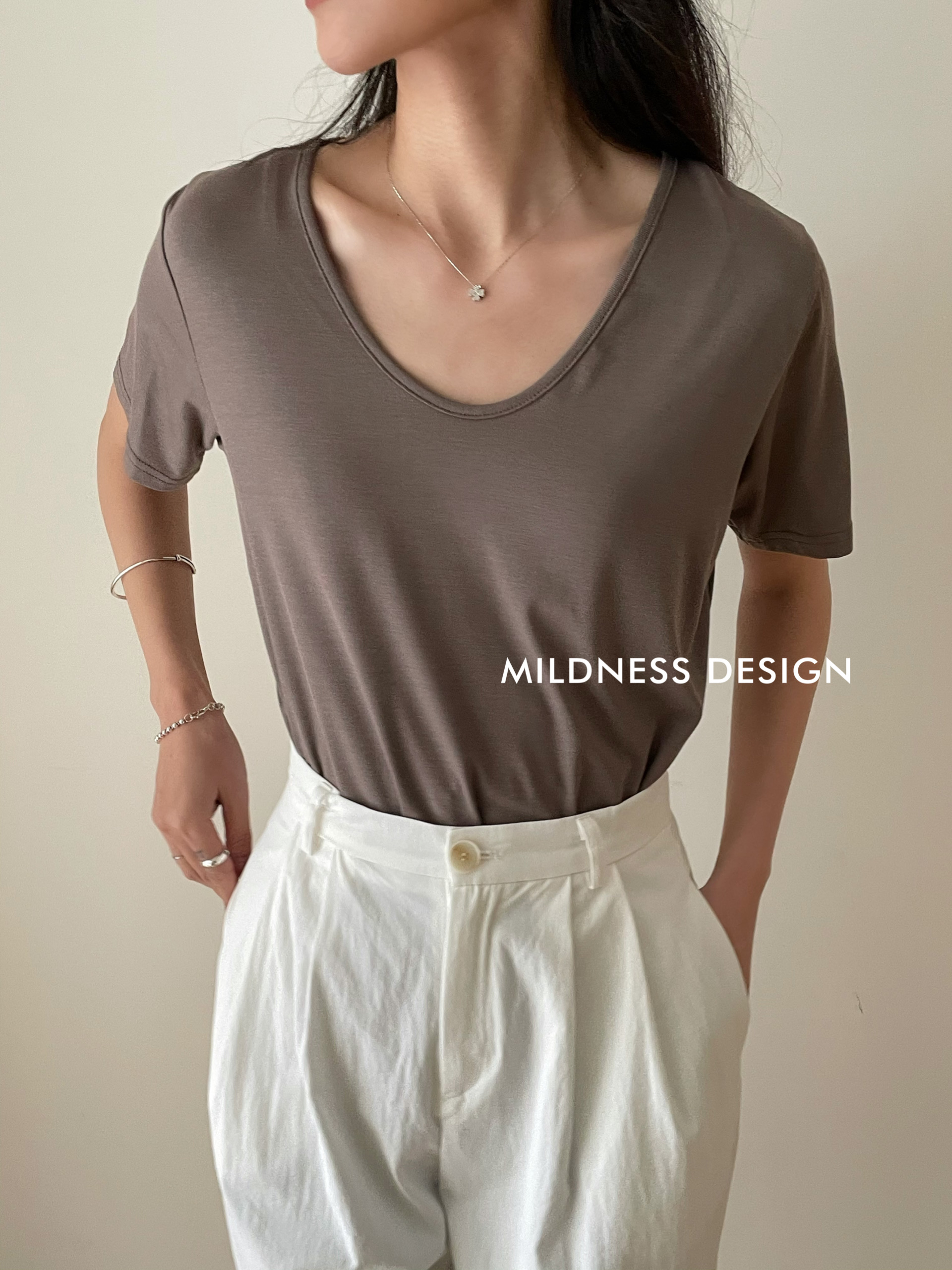 Women’s Short Sleeve Loose Fit V Neck Plain Blank T shirt 